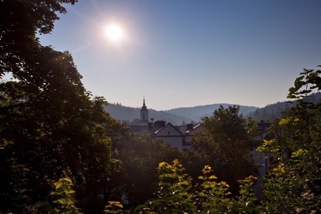 Urocza Art Pensjonat Krynica Zdroj Luaran gambar